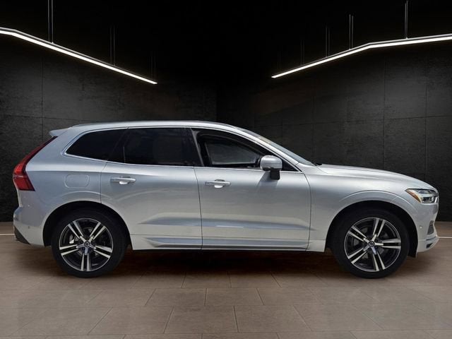 2019 Volvo XC60 Momentum
