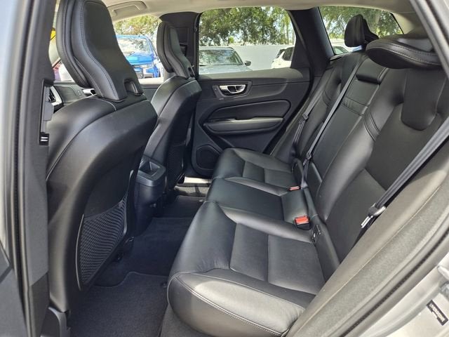 2019 Volvo XC60 Momentum