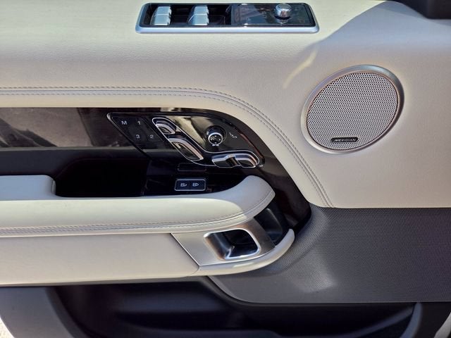2022 Land Rover Range Rover Westminster image 23