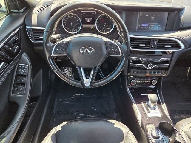 2018 INFINITI QX30 Premium