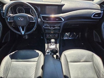 2018 INFINITI QX30 Premium