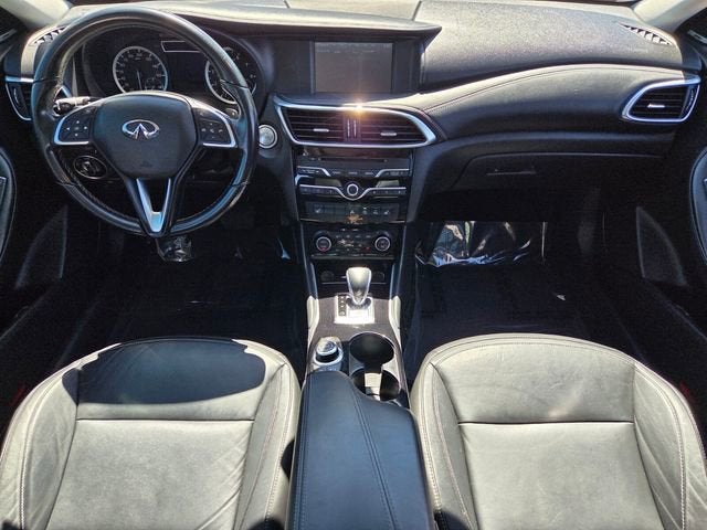 2018 INFINITI QX30 Premium