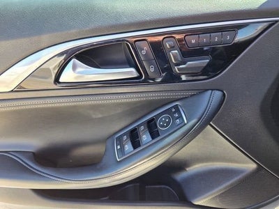 2018 INFINITI QX30 Premium
