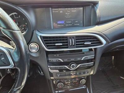2018 INFINITI QX30 Premium