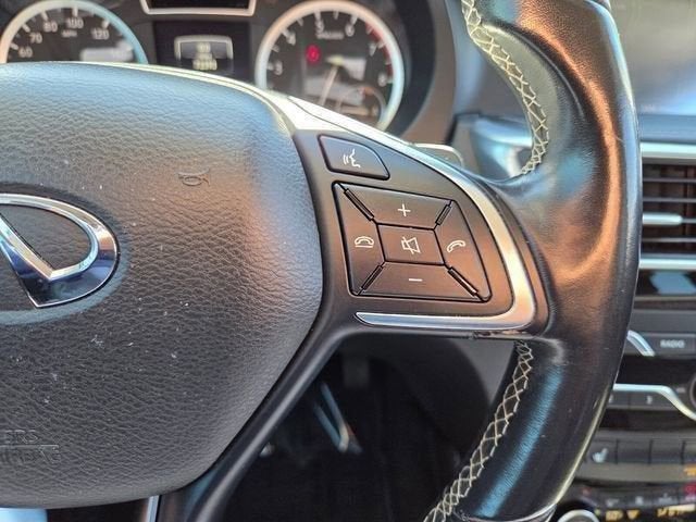 2018 INFINITI QX30 Premium