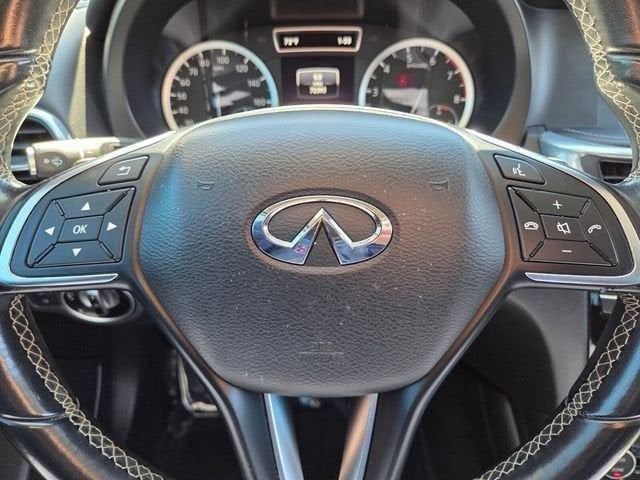 2018 INFINITI QX30 Premium