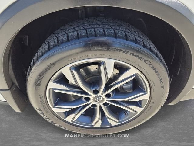2018 INFINITI QX30 Premium