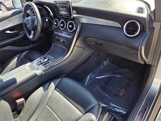 2019 Mercedes-Benz GLC 300 GLC 300