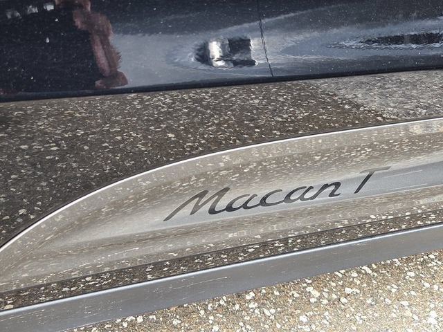2023 Porsche Macan T