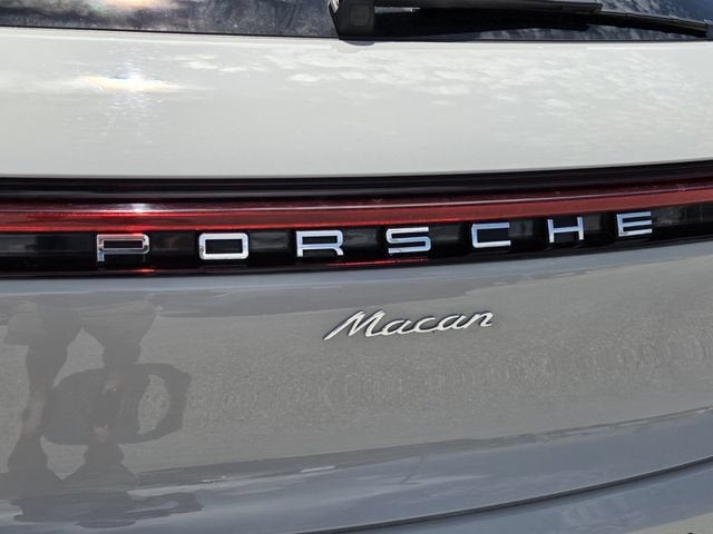 2024 Porsche Macan 4DR AWD