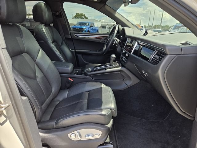 2024 Porsche Macan 4DR AWD