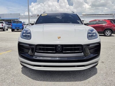 2024 Porsche Macan 4DR AWD