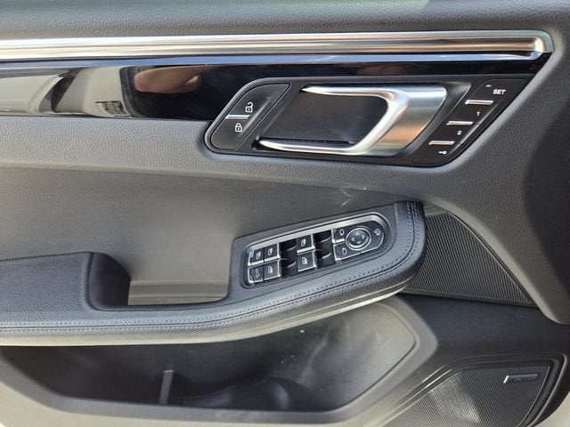 2024 Porsche Macan 4DR AWD