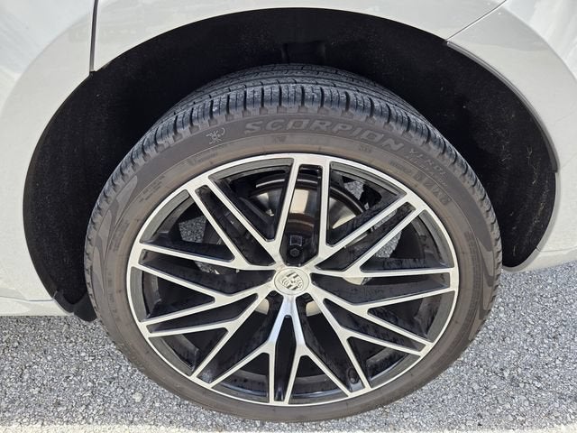 2024 Porsche Macan 4DR AWD