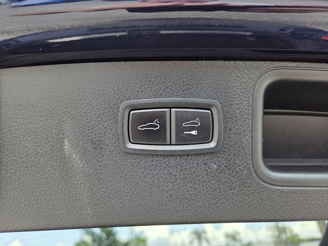 2018 Porsche Macan S image 11