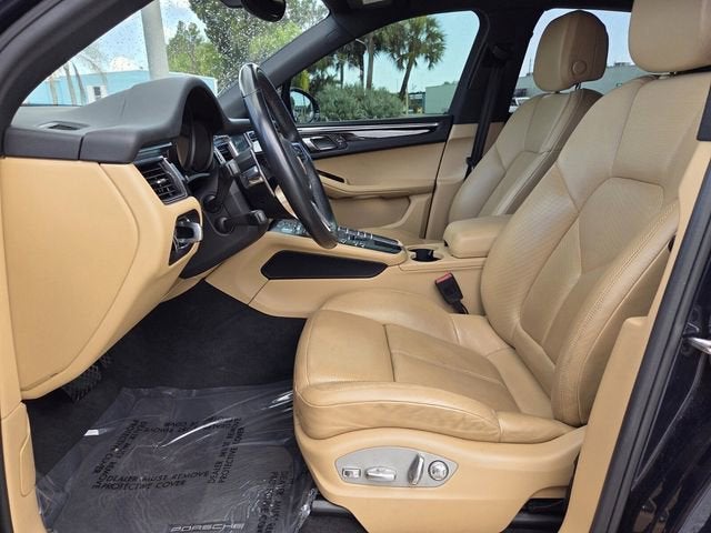 2018 Porsche Macan S image 13