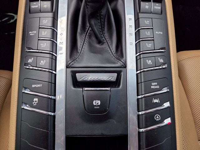 2018 Porsche Macan S